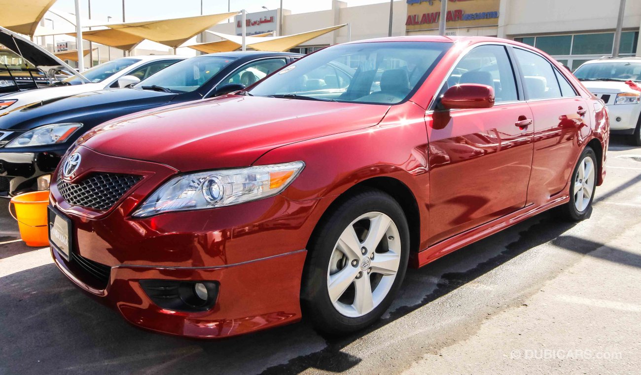 Toyota Camry SE