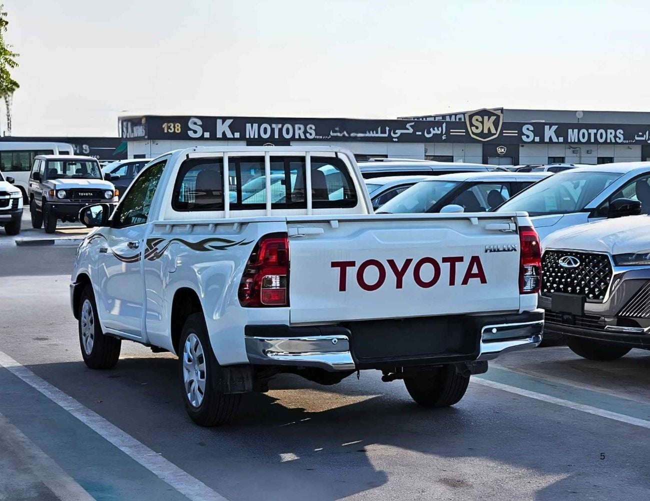 Toyota Hilux NARROW BODY SINGLE CABIN || 2.7L PETROL V4 | 4 HOOKS | FR&RR CHROME BUMPERS (CODE # HPMSC2)