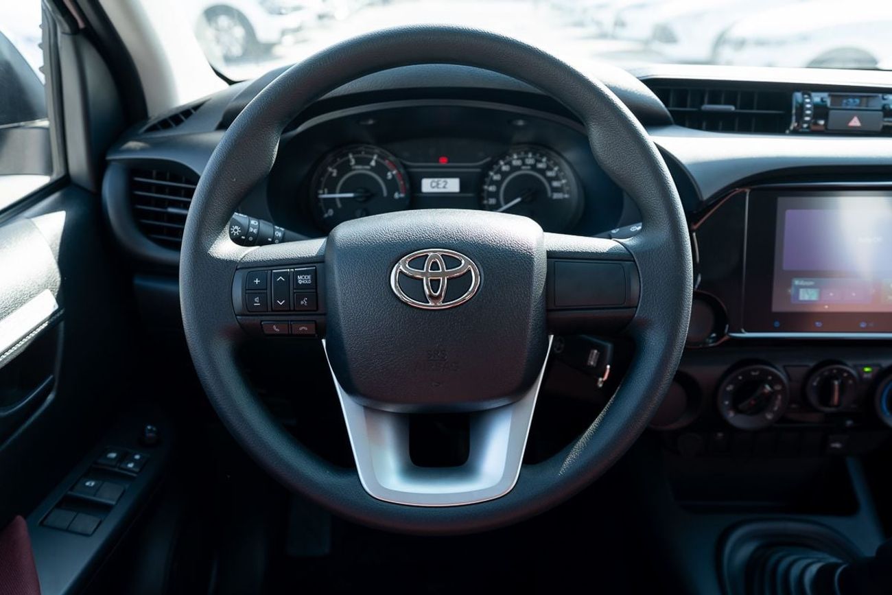 تويوتا هيلوكس Manual Transmission 4x2