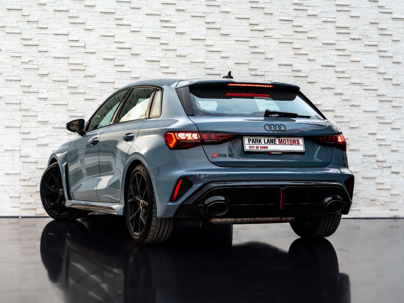 Audi RS3 TFSI quattro 2.5L Sportback