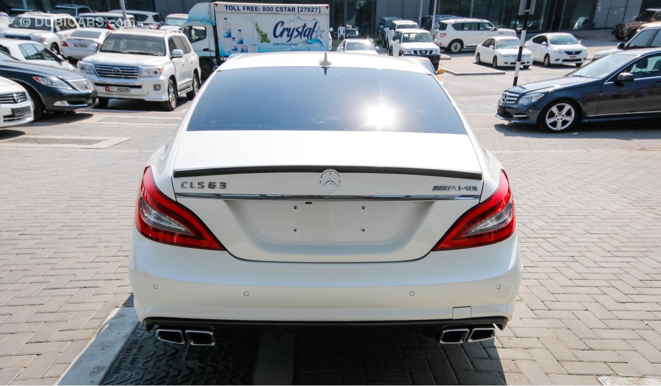 مرسيدس بنز CLS 500