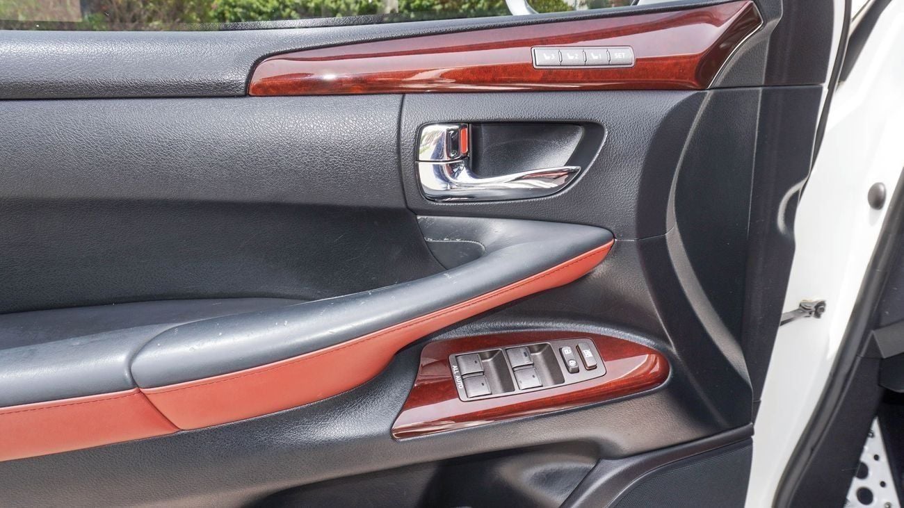 Lexus LX 570 Sport Platinum 5.7L