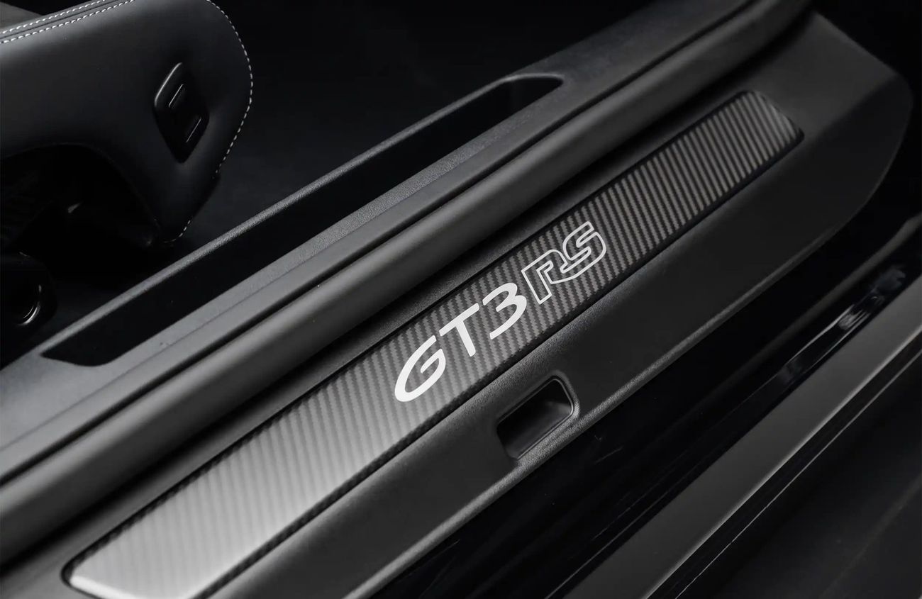 Porsche 911 4.0L F-6 Naturally Aspirated Engine