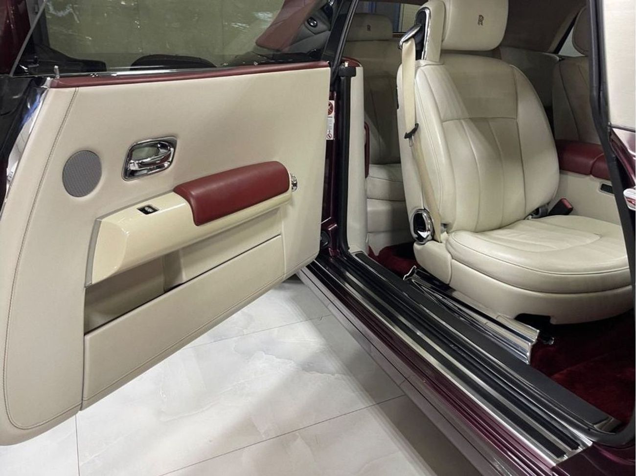 رولز رويس فانتوم Drophead 6.8L