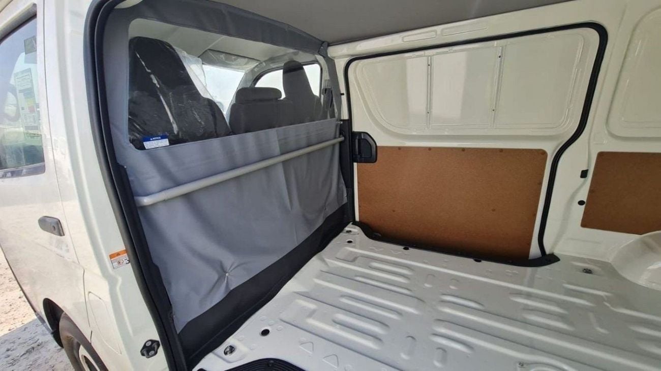 تويوتا هاياس Van 2.8L (174 HP) M/T