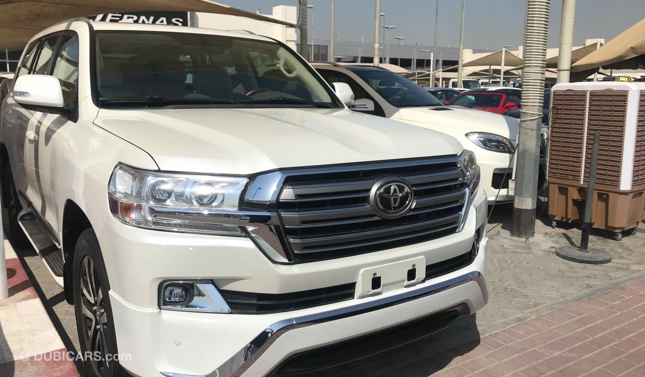 Toyota Land Cruiser VXR. 5.7