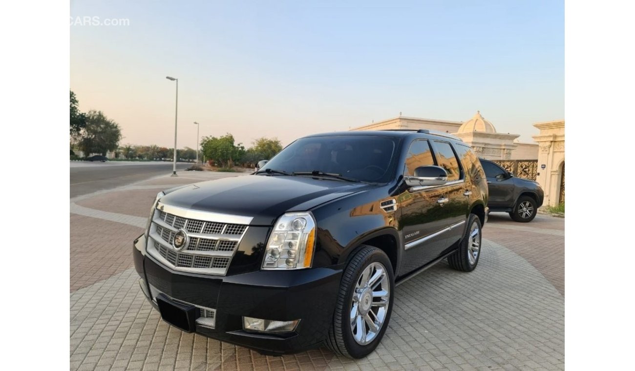 Cadillac Escalade Platinum Platinum CADILLAC ESCALADE PLATINUM VIP 2012 GCC PERFECT CONDITION