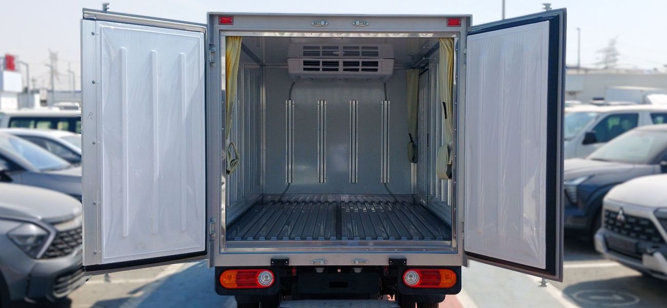 Hyundai H 100 Hyundai H100 2.6L Diesel MT Box 2026YM