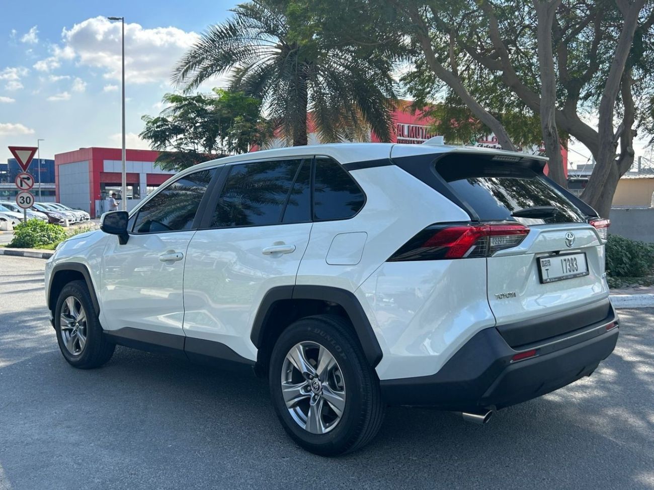 Toyota RAV4 EX 2.5L GCC AL FUTTAIM