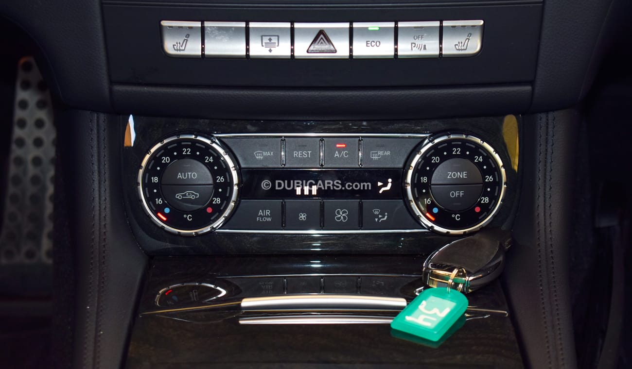 Mercedes-Benz CLS 350 550 Badge