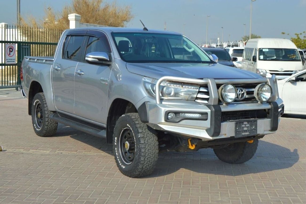 Toyota Hilux 2.8L Double cabin