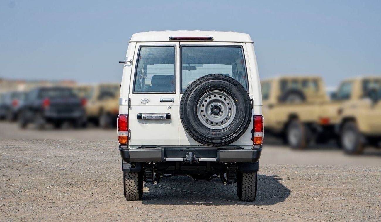تويوتا لاند كروزر 70 LC 78 HARDTOP 4.0L MT LC78 4.2L V6 DIESEL 3DOOR 2024