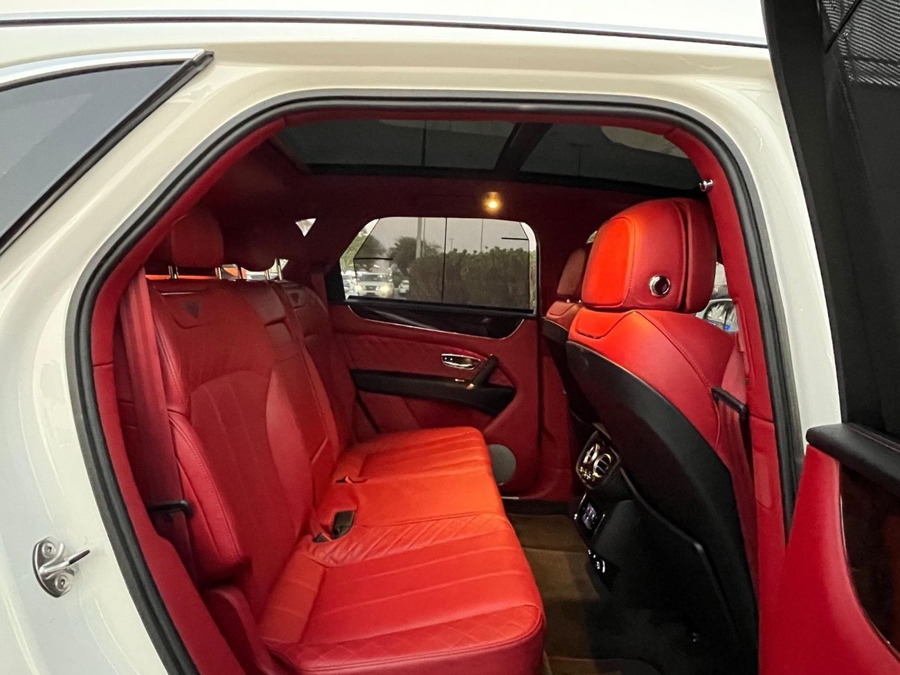 بنتلي بينتايجا Bentayga 4.0T