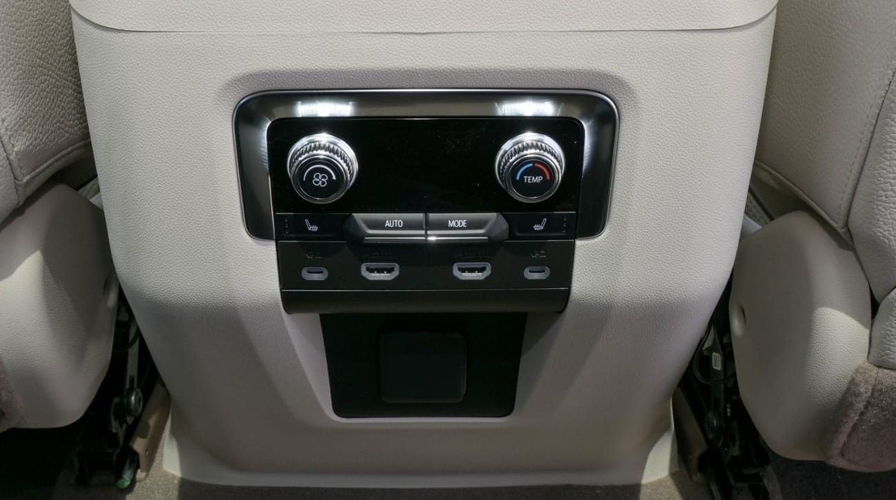 جي أم سي يوكون Denali GMC Yukon Denali | 6.2L V8 | AWD | 2024 | Brand New For Export