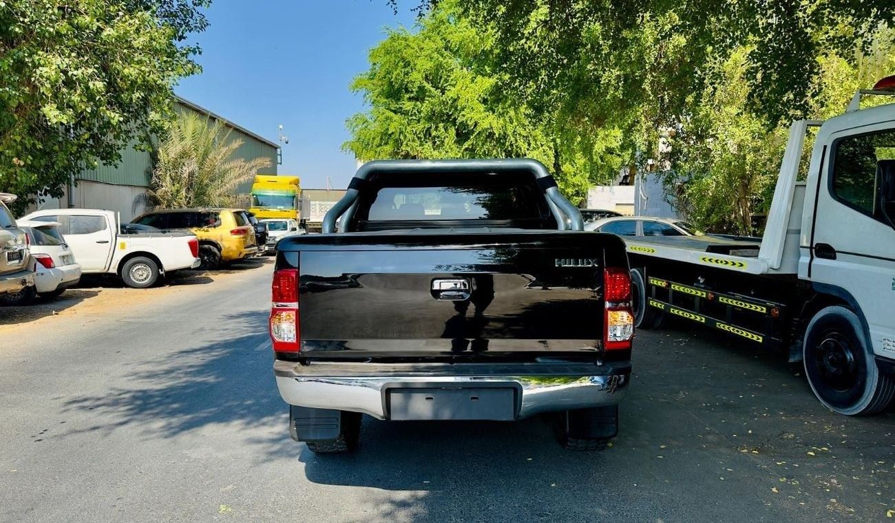 Toyota Hilux EXCELLENT CONDITION | DOUBLE CAB | 3.0L DIESEL ENGINE | RHD | (AT) | 2011