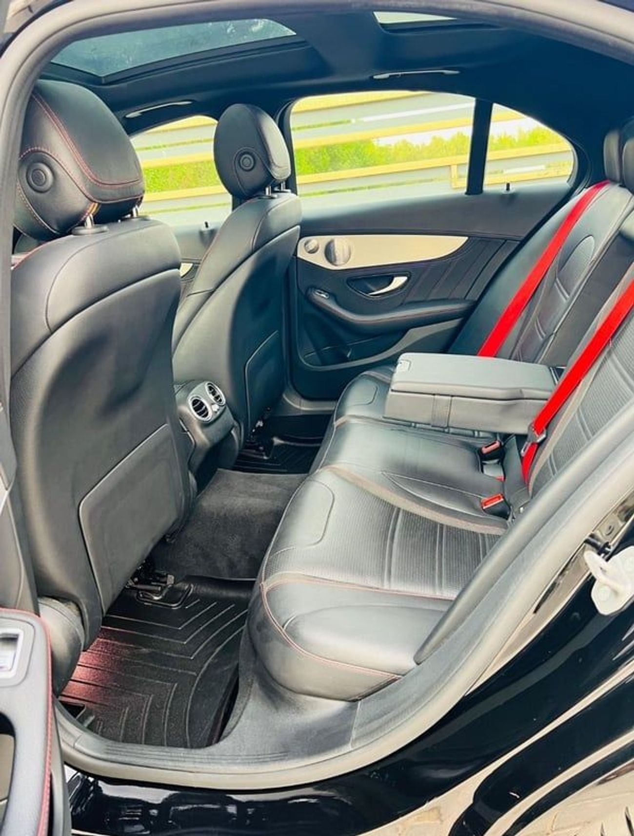 Mercedes-Benz C 43 AMG Mercedes-Benz C43 AMG - 2021 - Black ( USA )