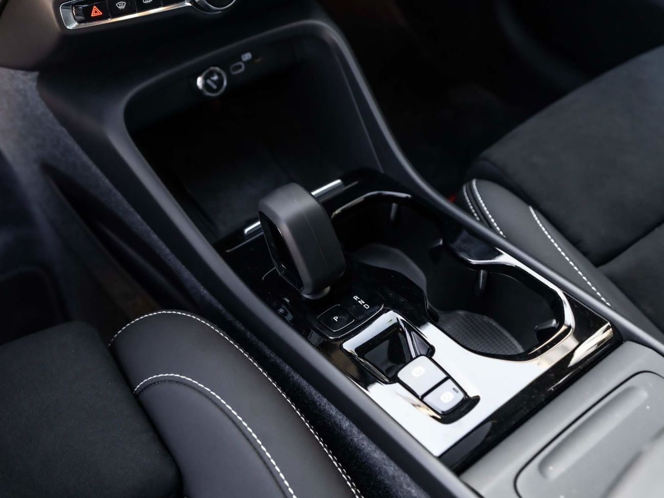 Volvo XC40 ULTIMATE DARK