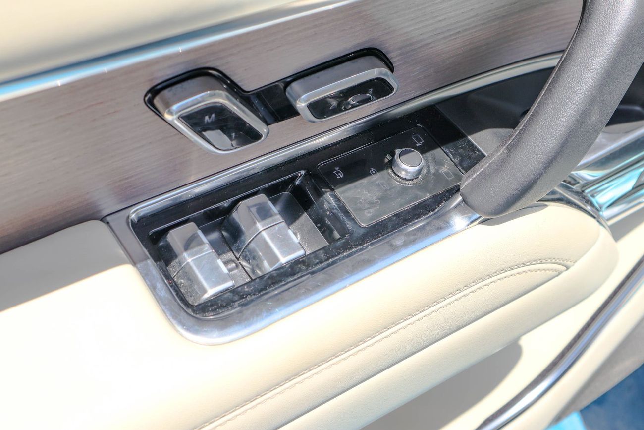 Land Rover Range Rover 2022 Land Rover Range Rover Autobiography (5.0L Supercharged V8) in black color: