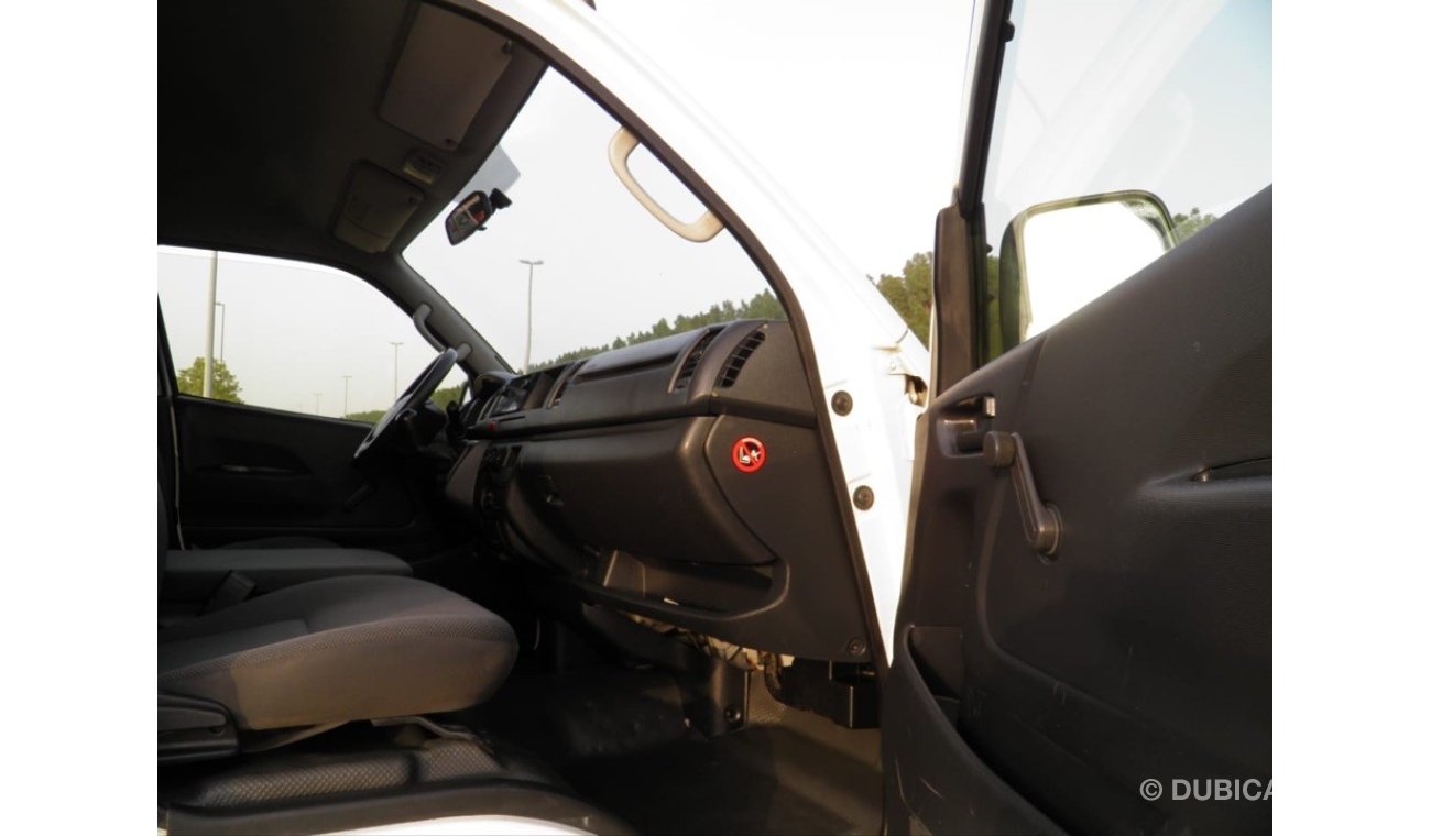 Toyota Hiace 2014 Ref #134