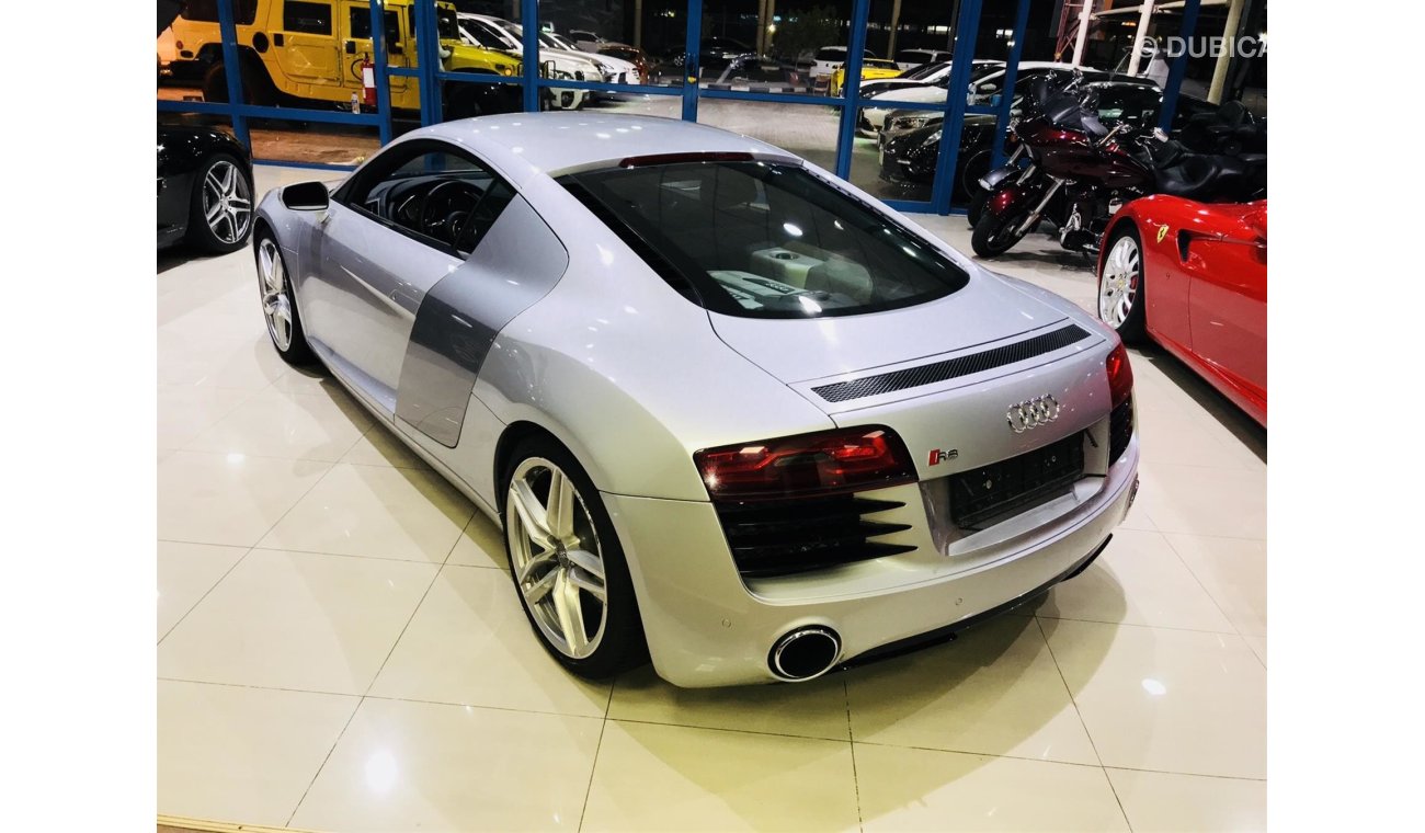 Audi R8 - 2015 - GCC - V8 - TWO YEARS WARRANTY