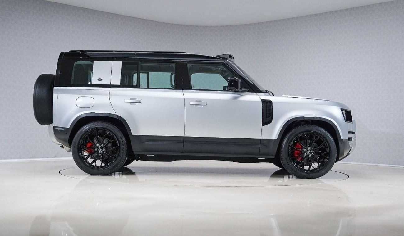 لاند روفر ديفندر | AED 4,021 P/M | Warranty Sept-2026 | GCC