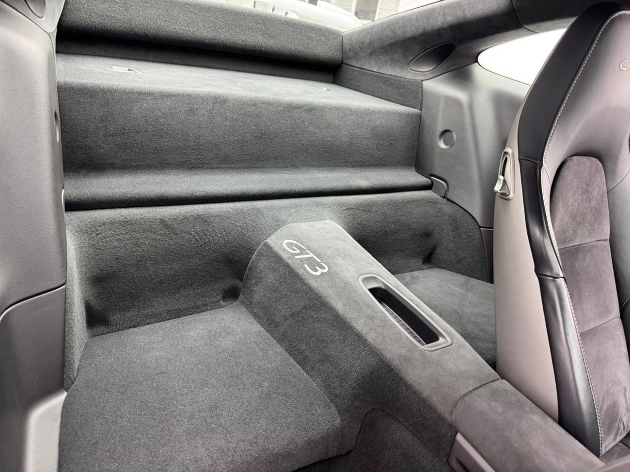 Porsche 911 2015 Porsche 911 GT3, Brand New G-Series Engine, 2027 Porsche Engine Warranty, GCC