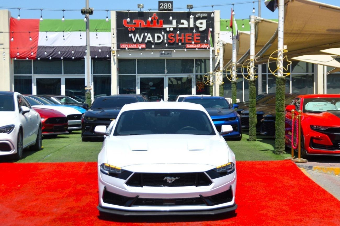 Ford Mustang EcoBoost Premium 2.3L Coupe A/T 2024-NEW LOOK-IN GOOD CONDITION--READY TO DRIVE **