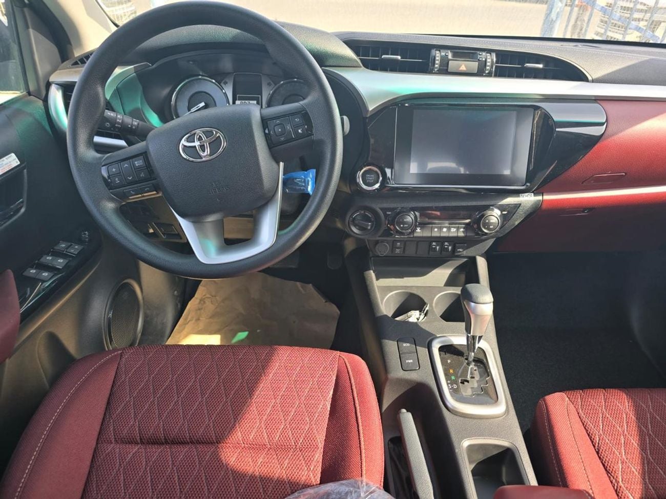 Toyota Hilux Toyota Hilux 2.4L Diesel AT Full Option 2026 – Full Option | 2.4L Diesel | Automatic