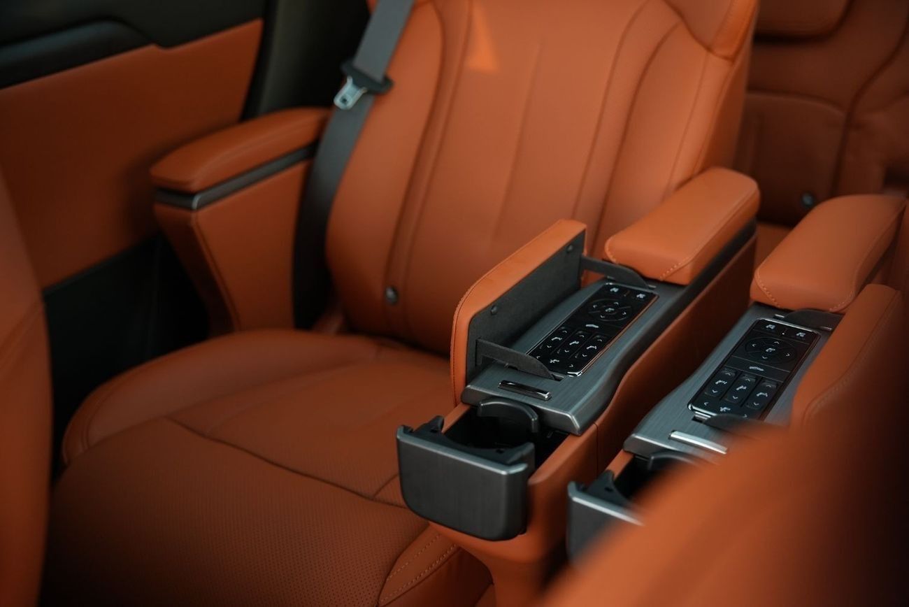 ROX 01 2025 ROX 01 VIP  Hybrid SUV 6Seaters with 2 keys AWD 0Km