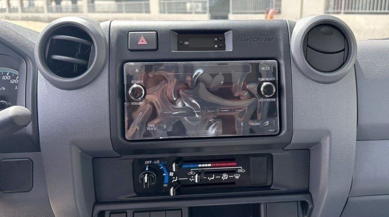 Toyota Land Cruiser Pick Up Toyota Land Cruiser Pickup LC79 DC 4.2L Diesel 2025