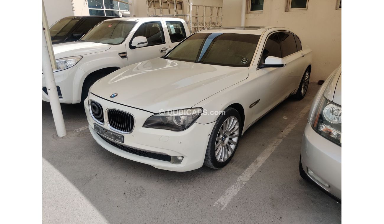 بي أم دبليو 730Li