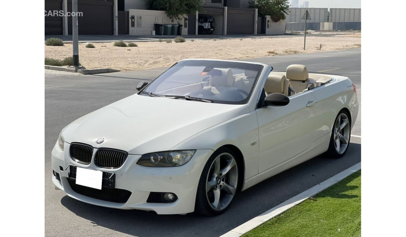 بي أم دبليو 330 BMW 330i || GCC || Hard Top Convertible || Very Well Maintained