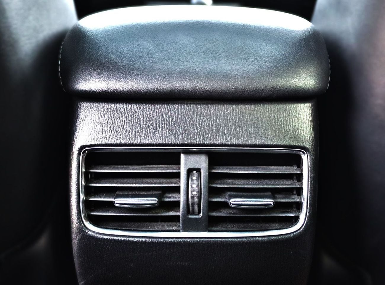 مازدا 6 2019 مازدا 6 آر (GL)، سيدان ذات 4 أبواب، 2.5 لتر 4 سلندر بنزين، أوتوماتيكية، دفع أمامي