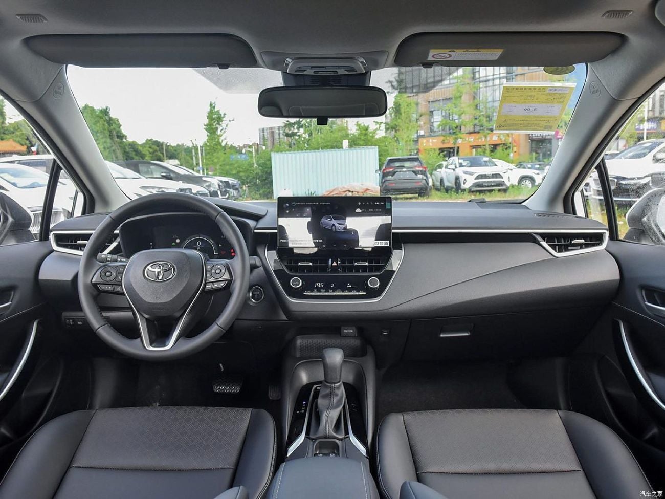 تويوتا كورولا XLI Hybrid 1.8L