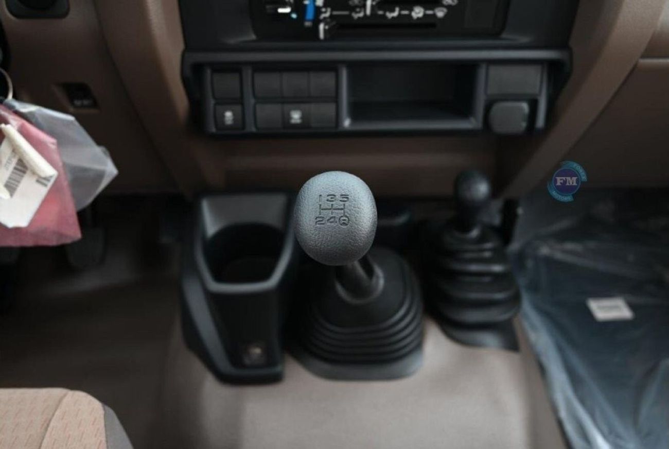 تويوتا لاند كروزر 70 71 4.0L Petrol Manual