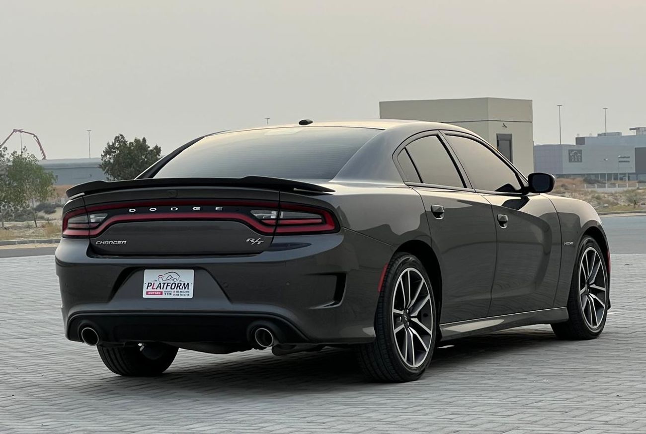 Dodge Charger R/T Dodge charger R\T Model 2021 Gcc specs Original paint no accident Under dealer warranty and cont