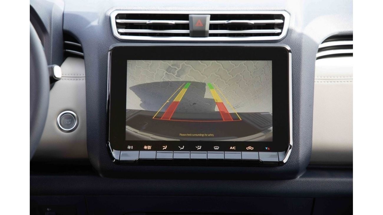 JMC Grand Avenue 2024 JMC Grand Avenue 2.3 DV 4X4 - White Pearl Inside Black & White | Export Only