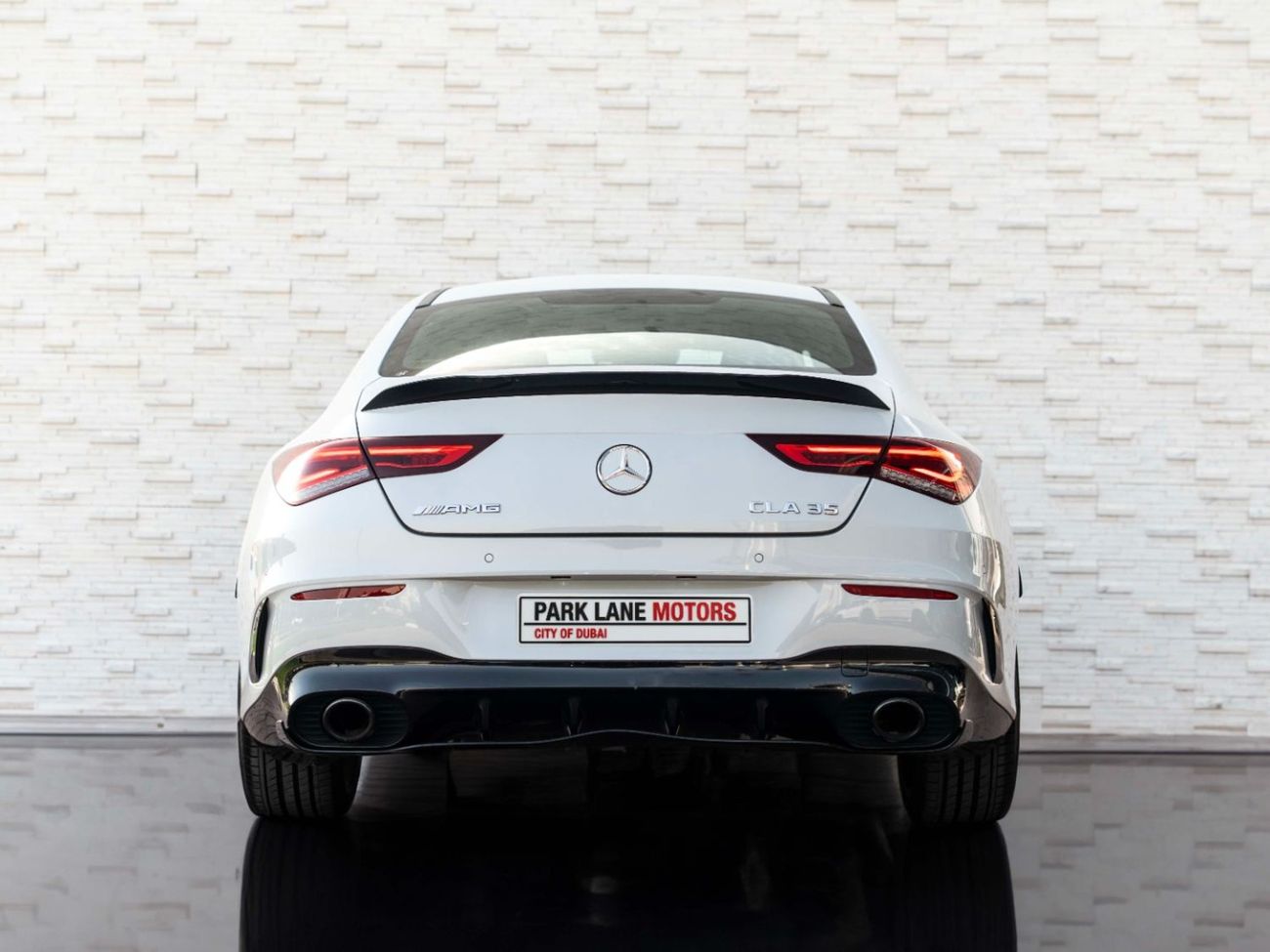 مرسيدس بنز CLA 35 AMG Std 2.0L