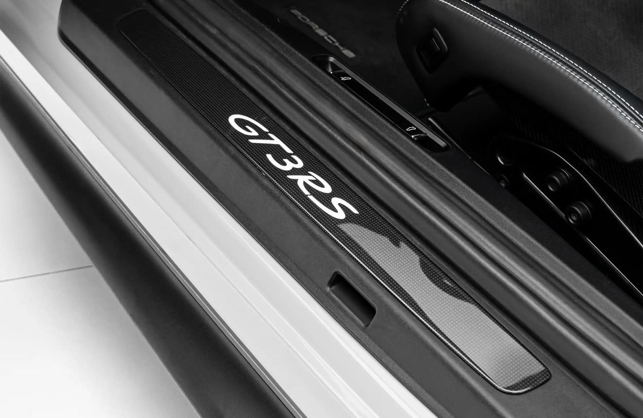 Porsche 911 4.0L F-6 Naturally Aspirated Engine