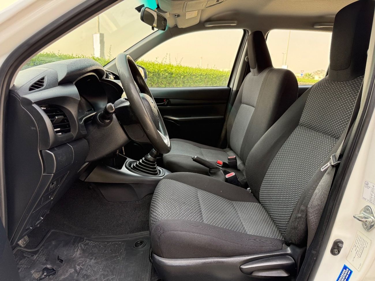 Toyota Hilux GLX 2.7L Double Cab Utility RWD A/T