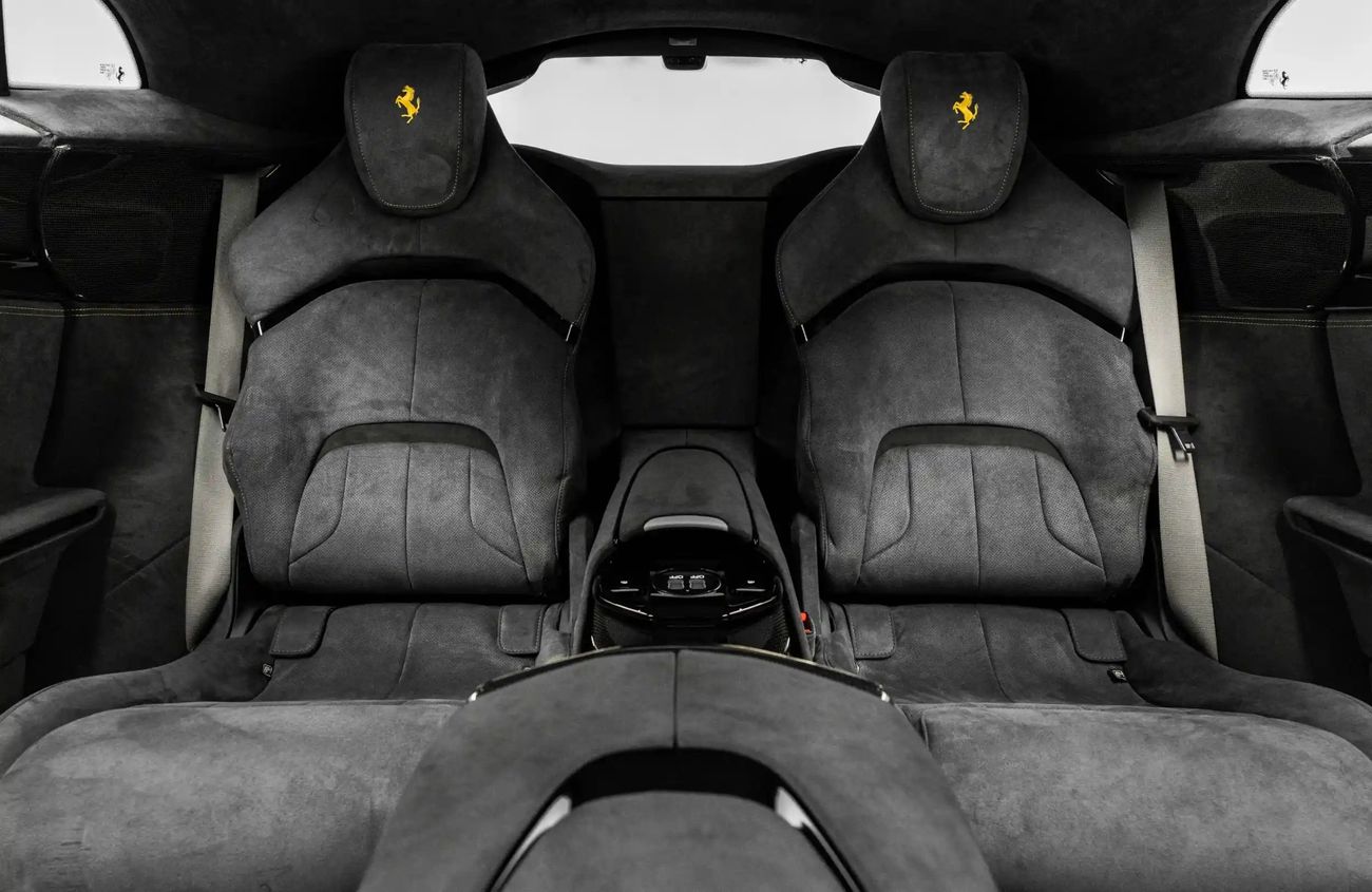 فيراري بوروسانجوي 6.5L V-12 Naturally Aspirated Engine