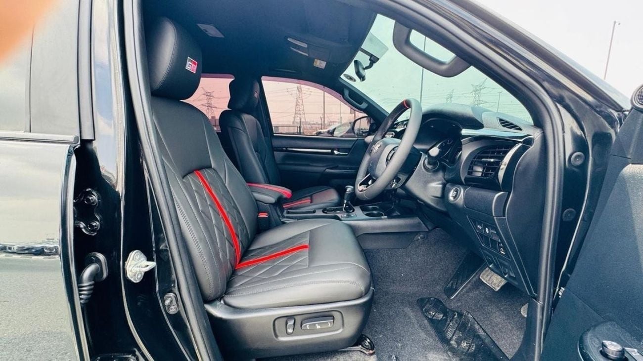 Toyota Hilux 2019 |MODIFIED TO 2023 GR SPORTS KIT| SPORTS BAR | 2.8L DIESEL AT| RHD | [JAFTIM2541]