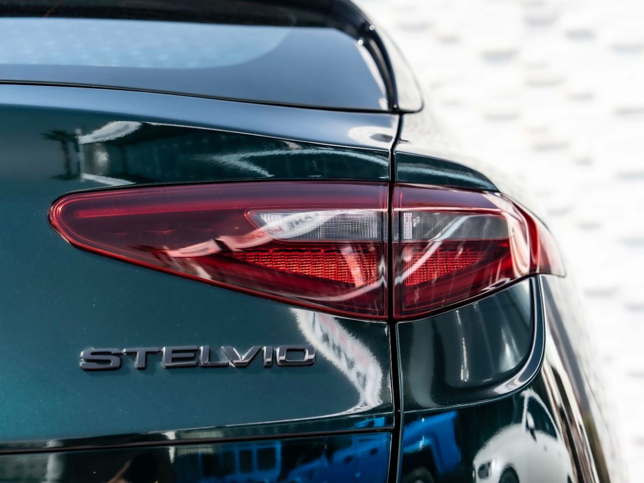 Alfa Romeo Stelvio Veloce 2.0L