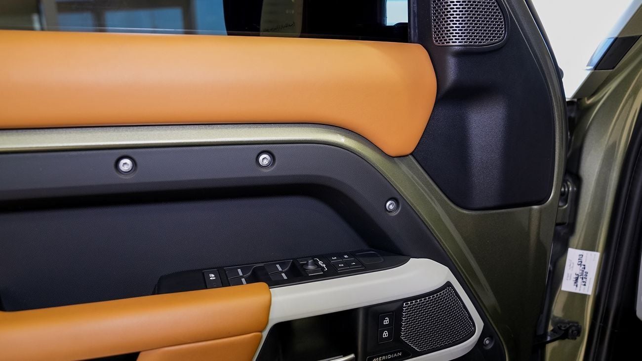 Land Rover Defender P400 110 HSE 3.0L (5 Seater)