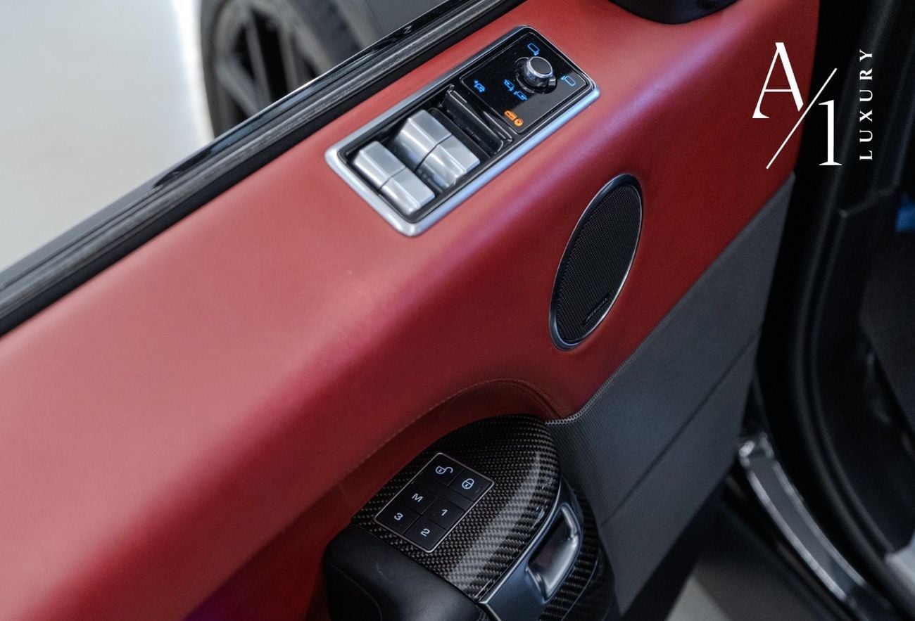 لاند روفر رينج روفر سبورت 2019 Range Rover SVR, Fully Loaded, Excellent Condition, Carbon Fibre Package, GCC