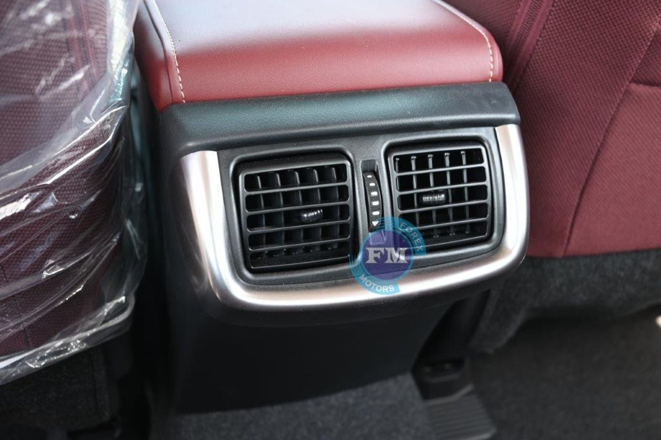 Toyota Hilux Double Cab SGLX 2.8L Diesel 4WD Automatic