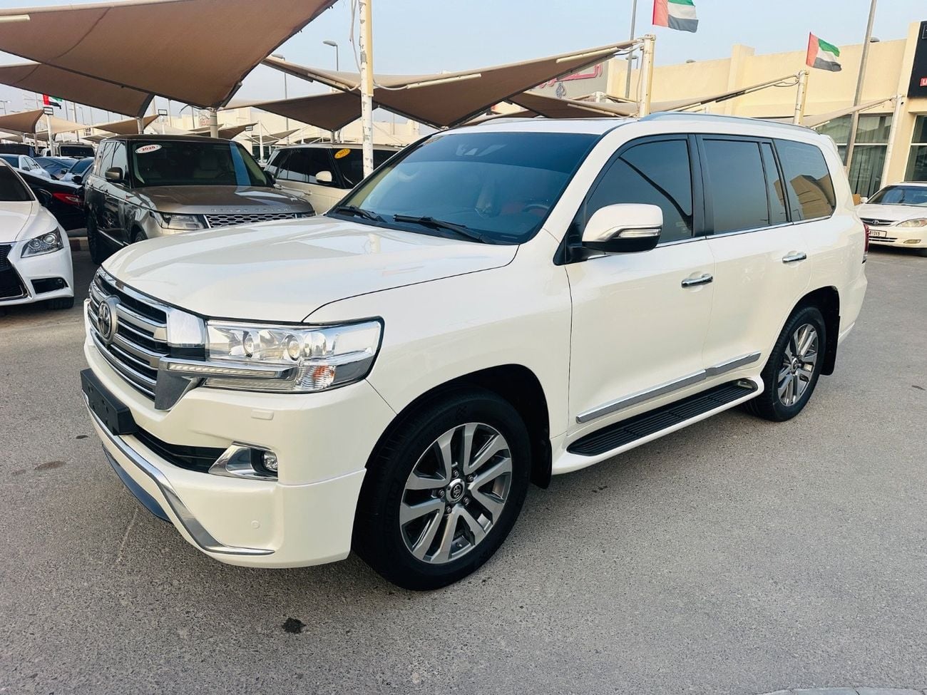تويوتا لاند كروزر VXR