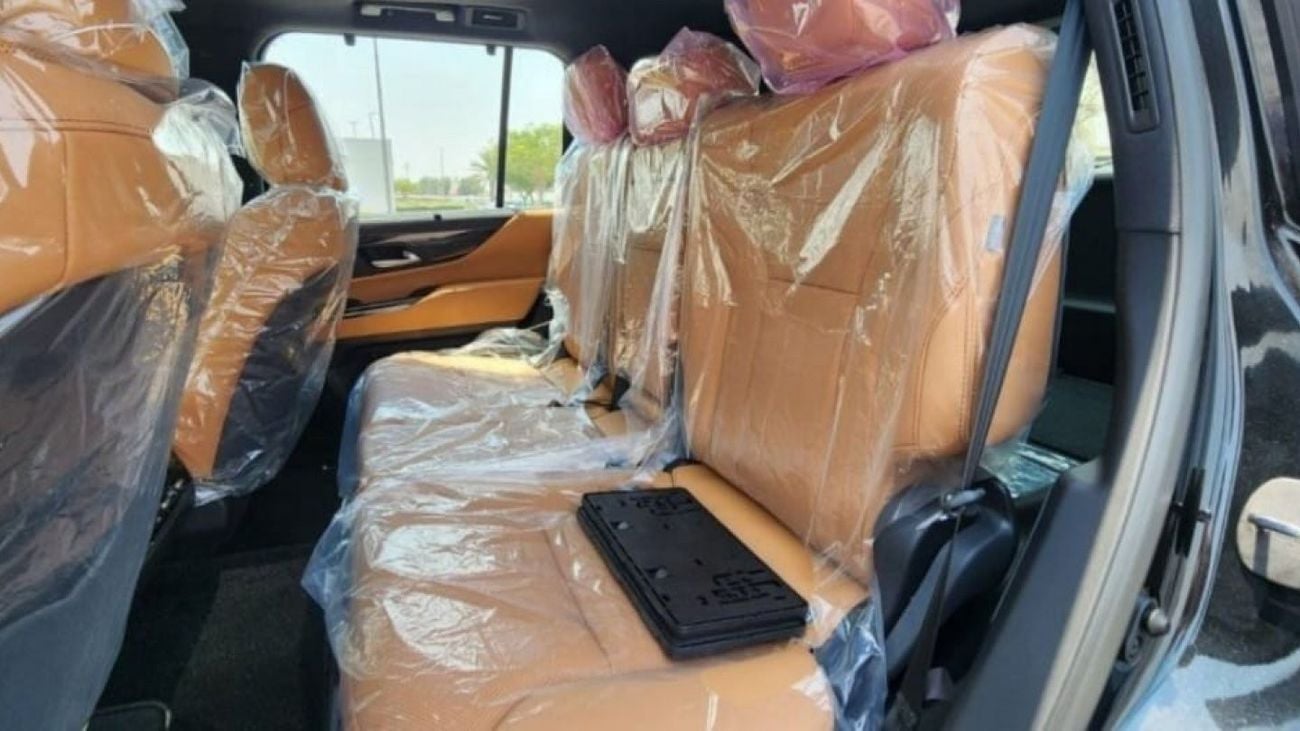 لكزس LX 600 3.5L V6 PRESTIGE BLACK