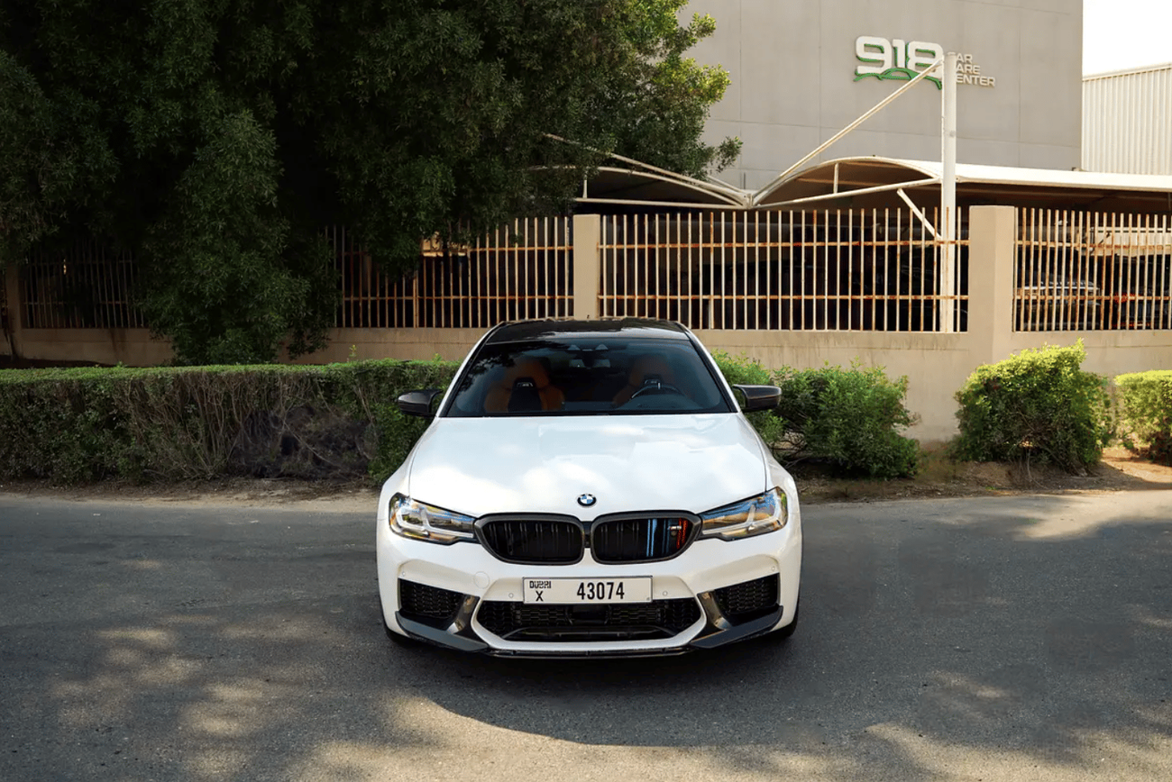 BMW M5 Competition 4.4L (617 HP)