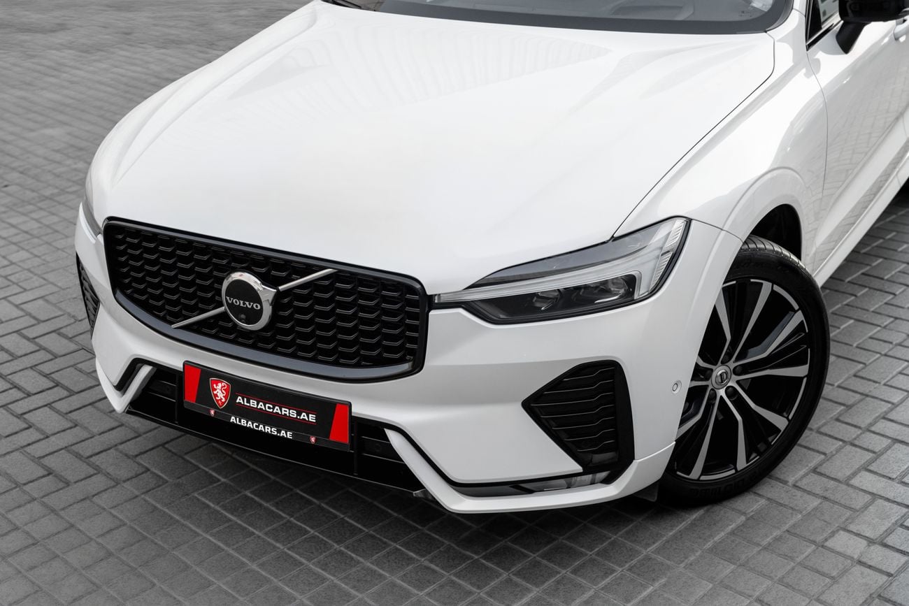 فولفو XC 60 XC60 B5 Ultimate Dark | 2,155 P.M | 0% Downpayment | Volvo Warranty